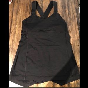Black Lululemon tank